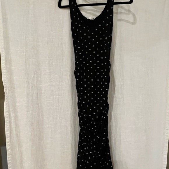 Ingrid & Isabel Everywhere Tank Dress (XS) - Picture 7 of 7